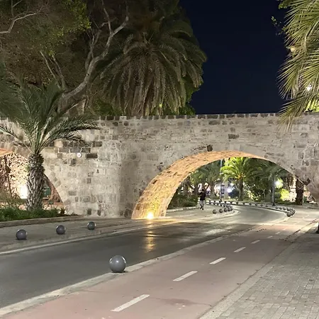 House アパート コス・タウン